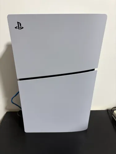 PS5 Slim Semi novo (Nao acompanha controle)
