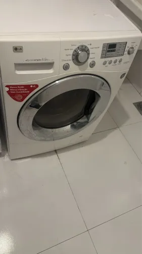 Máquina de lavar roupa LG