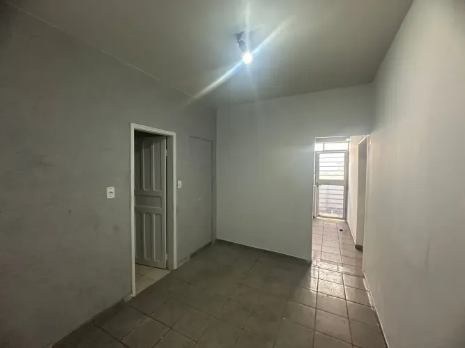 Ponto Comercial disponível 240 metros em Nova Suiça - Goiânia - GO