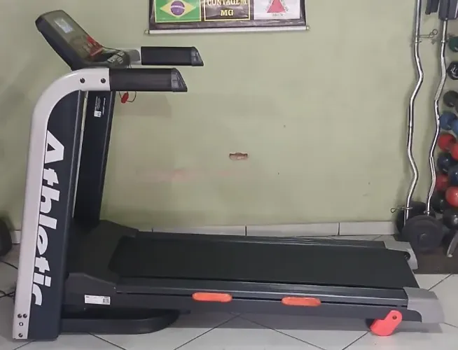 Ate 10x sem juros - Esteira Elétrica Athletic Advanced 750ee - C / Inclinação Elétrica