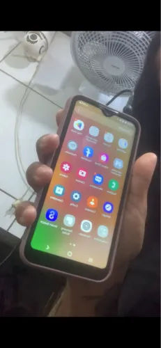 Celular galáctico A01