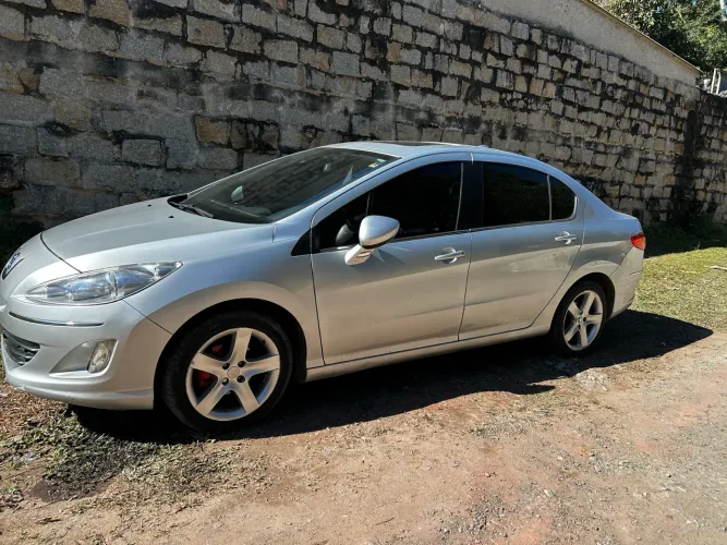 Peugeot 408 Sedan Feline 2.0 Flex 16V 4P Aut. 2012