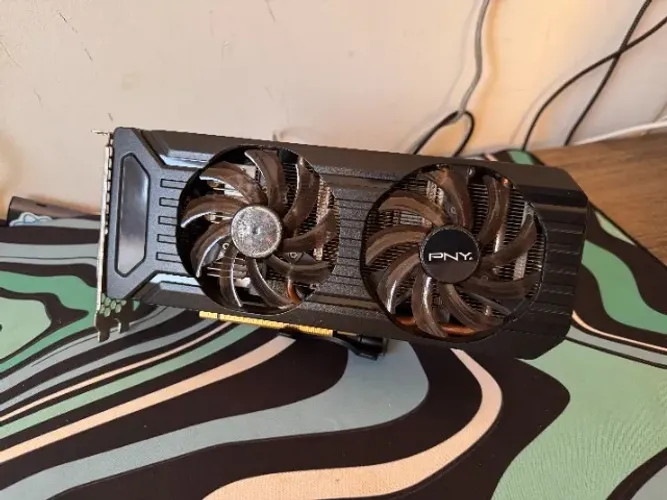 Placa de Video PNY GTX 1060 6GB
