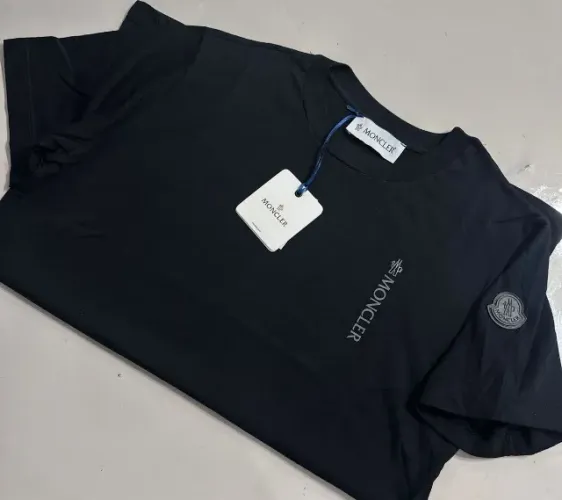 Blusa Moncler Preta
