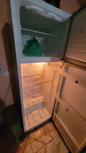 GELADEIRA DUPLEX