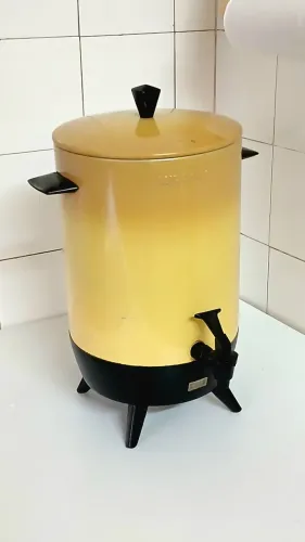 Cafeteira Percoladora Antiga Mirro-Matic Anos 70 Harvest Gold