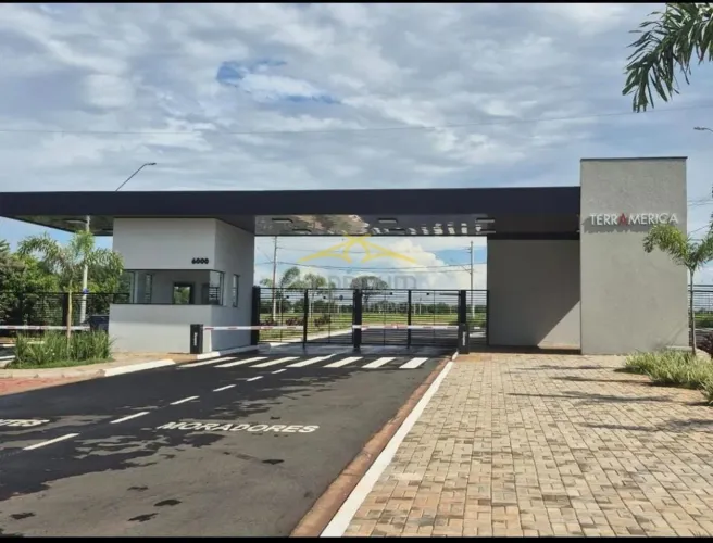 Terreno à Venda em Condomínio no Condominio Terra America , Santa Bárbara