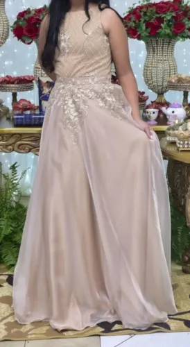 Vendo Vestido de Debutanta 3 em 1
