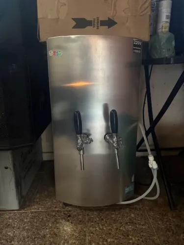 ? Choopeira Elétrica Profissional Inox - 2 Torneiras (220V)