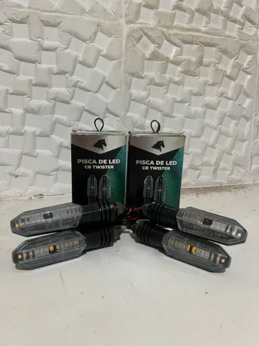  VENDO PISCA DE LED SEQUENCIAL UNIVERSAL (NOVO) ?