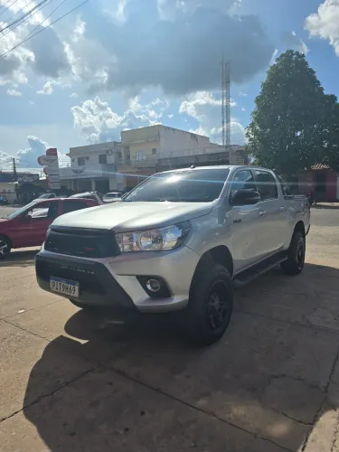 Toyota Hilux CD SRV 4X4 2.8 TDI Diesel Aut. 2018