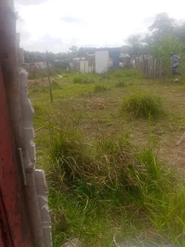 Terreno 6 de Frente e 17 de largura
