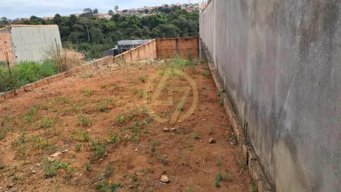 Lote / Terreno em Vila Santana - Itapetininga