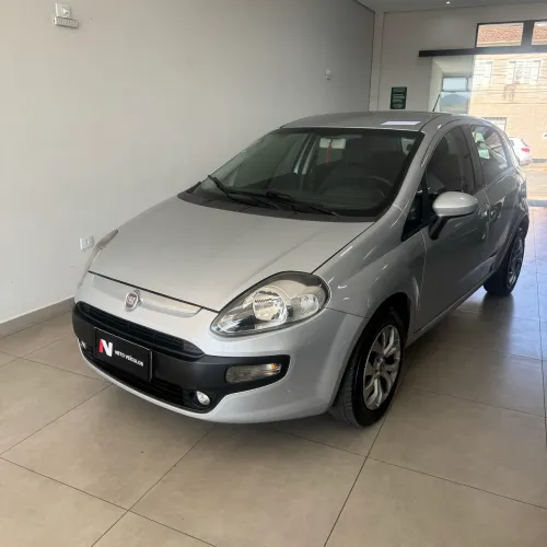Fiat Punto Attractive 1.4 Fire Flex 8V 5P 2013