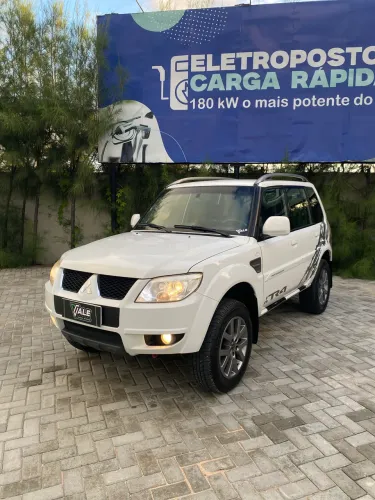 Mitsubishi Pajero TR4 2.0 Flex 16V 4X2 Mec. 2014