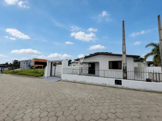Casa Disponível Para Locação no Bairro Nova Divinéia  Araranguá/SC