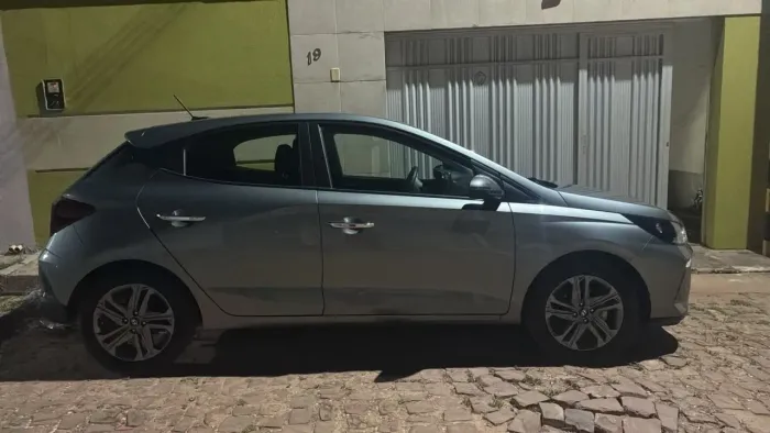 Alugo hb20 automática mensal