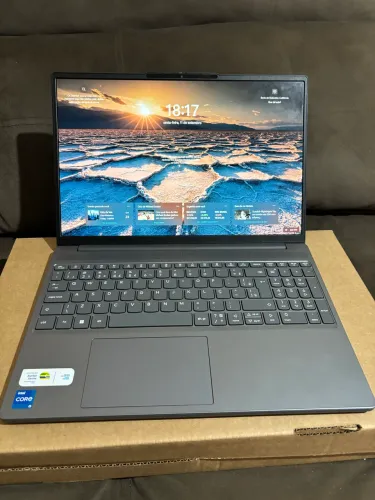 Vendo notebook Lenovo Ideapad slim 3