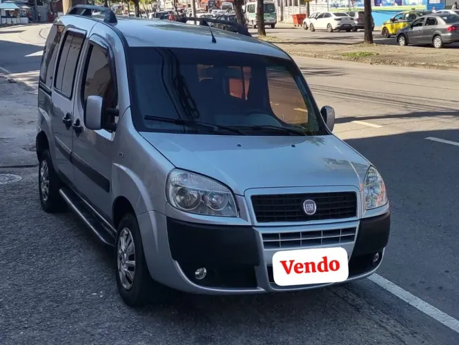 Fiat Doblo Essence 1.8 Flex 16V 5P 2012