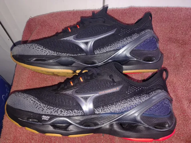 Tênis Mizuno WAVE ENDEAVOR 3 , tamanho 44 , novo 