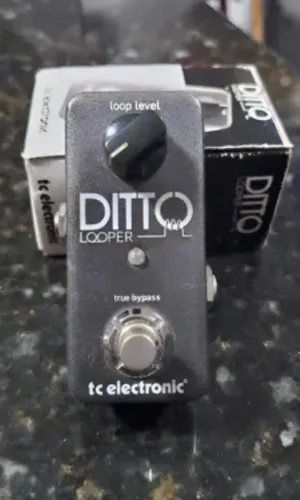 Pedal de efeito Ditto Looper