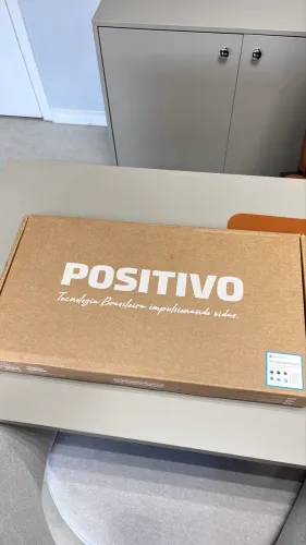 Notebook Positivo 3 meses de uso!