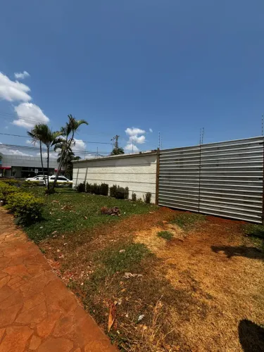 Terreno para locação e venda no bairro Jardim Karaiba