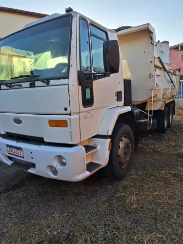 Ford caçamba.