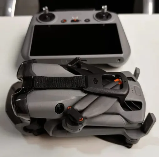 Drone mini 5 pro sem tela e 1 bateria anatel