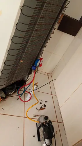 Manutenção de refrigeração domiciliar
