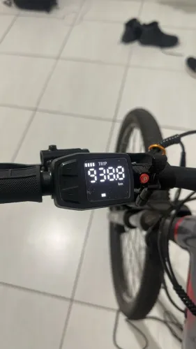 Bicicleta Elétrica Oggi 29 Big Whell 8.0 8v 32km Acelerador Cor Cinza vermelha M 17
