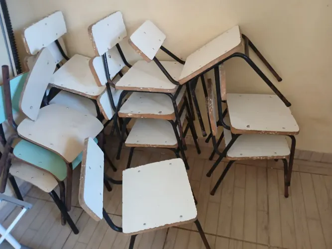 Cadeiras para escola Indantil