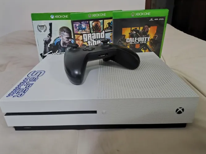 Vendo XBOX ONE S 1T + jogos