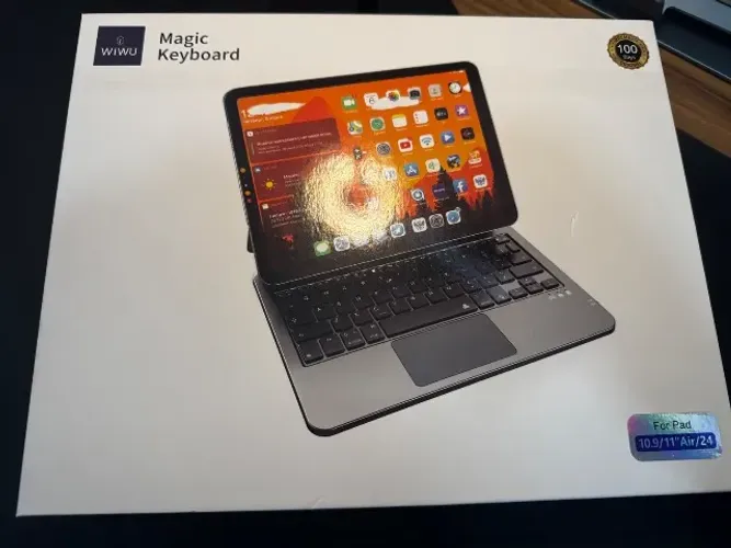 Magic Keyboard para Ipad 10.9 / 11" Air 2024