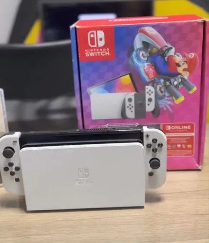 Nitendo switch oled novinho 