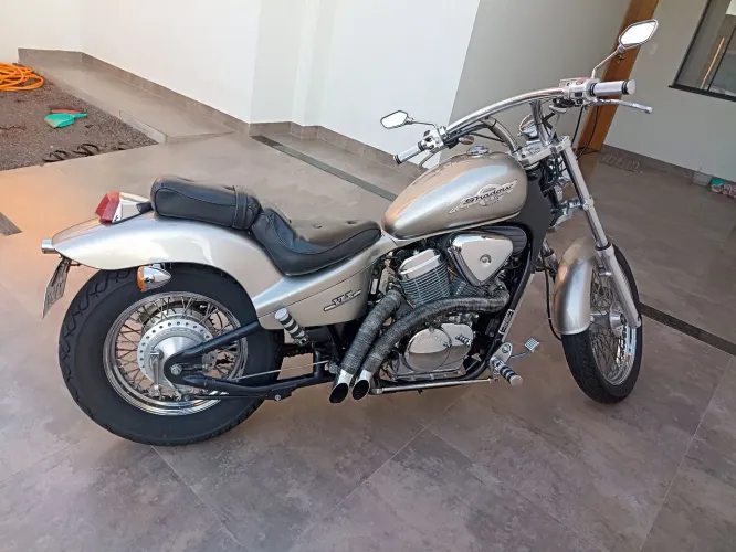 Shadow 600 VLX 2001