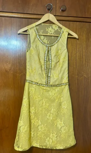 Vestido de festa amarelo tamanho P