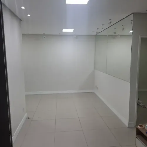 Apartamento para venda tem 80 metros quadrados com 3 quartos