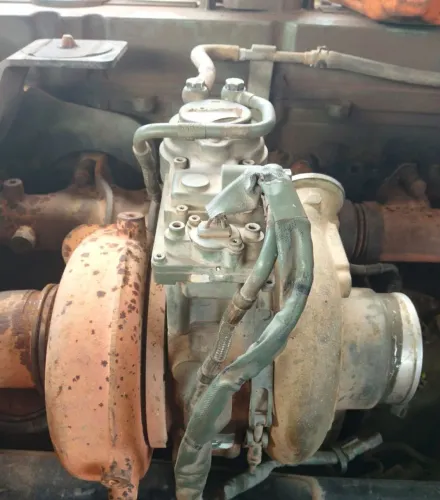 VENDO TURBINA HOLSET HE400VG - VW 25.420 / Constellation. 