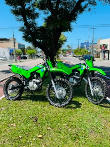 NOVA KLX 230 RS de trilha