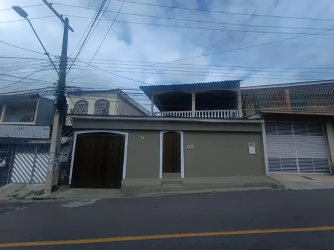 Vendo Casa Duplex Comercial ou Residencial no Coroado