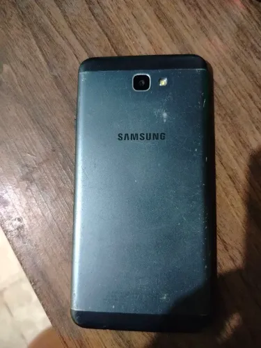 J7 pro  preto com root para Uber pesca.