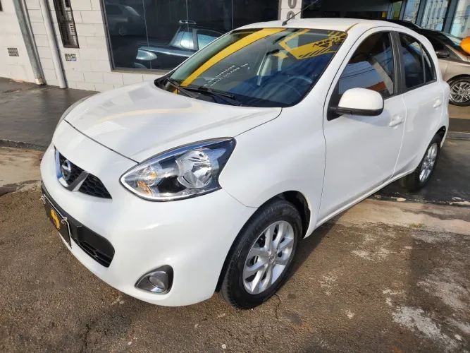 Nissan March SV 1.6 16V Flexstart 5P Aut. 2018