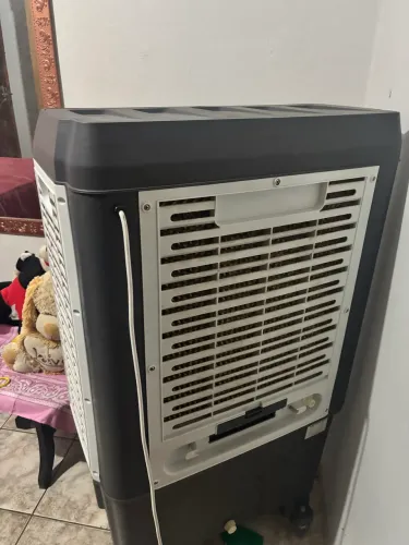 Climatizador Evaporativo Portátil Zellox Zlx Master 70 Litros 220v