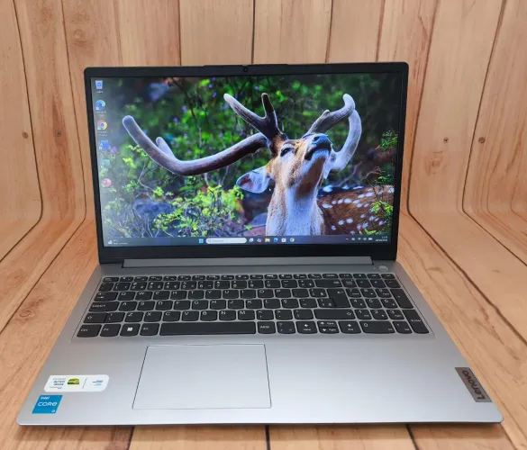 Notebook Lenovo IdeaPad 1 i3 13ª Geração 8GB SSD NVMe 256GB Full HD - Garantia