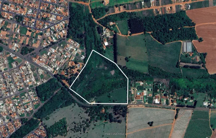 Terreno para venda em Itápolis com 118.943m²