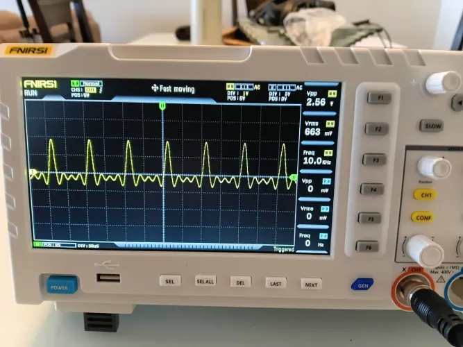 Osciloscópio Fnirsi 1014d com 2 canais de 100 MHz + Gerador de Sinais