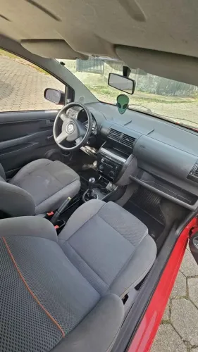 Volkswagen Fox City 1.0mi/ 1.0mi Total Flex 8V 3P 2010