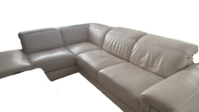 Sofá em L metragem 3,00 X 2,40 X 1,05 m
