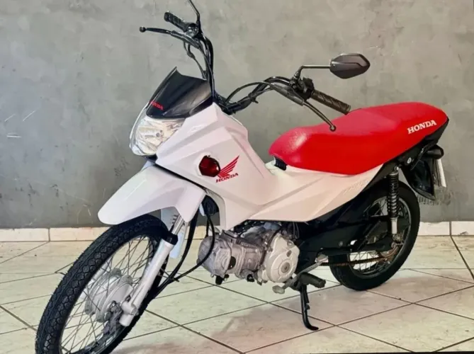 Vendo uma Pop 110 cilindradas com 23000 rodado.